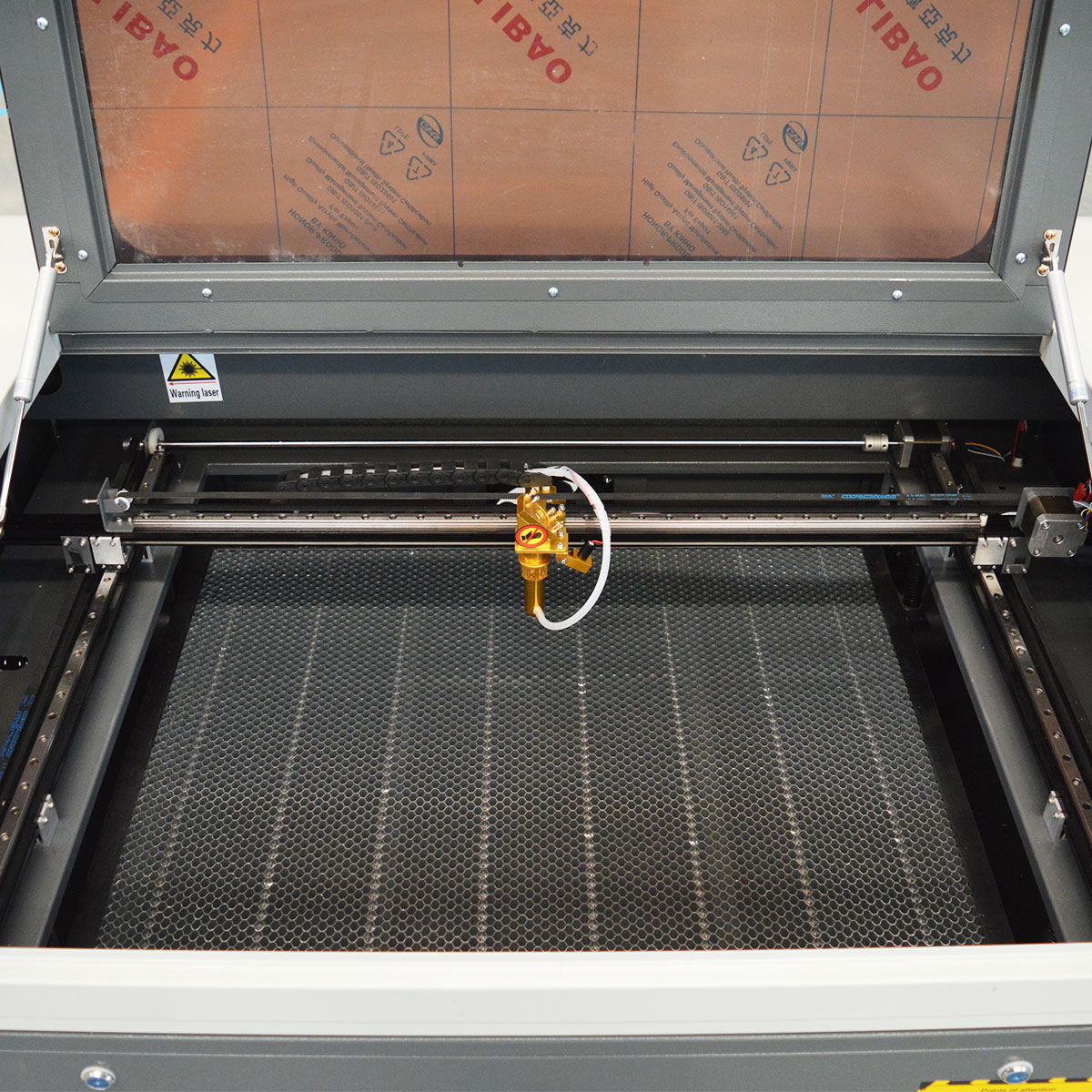 Maszyna do grawerowania lasero – Industrial Laser Cutter recenzja i cena